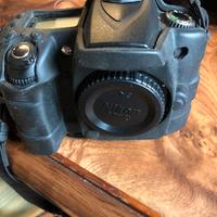 Nikon D90 con custodia gomma