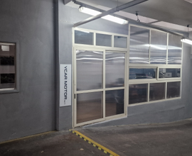 Ufficio con posti auto
