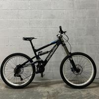 MOREWOOD ZAMA DOWNHILL