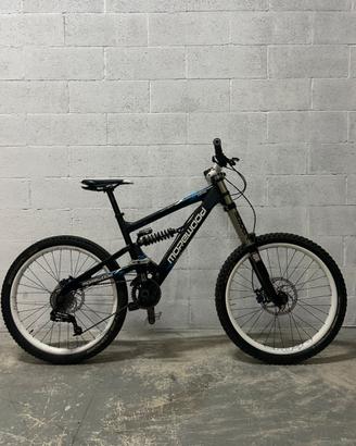 MOREWOOD ZAMA DOWNHILL