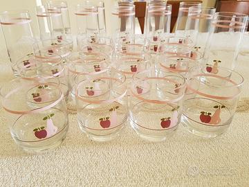 Set 18 Bicchieri Vintage con Decoro Frutta