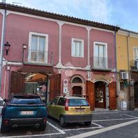 3 LOCALI A MANOCALZATI