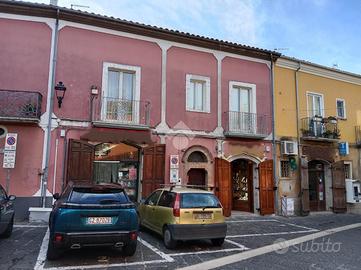 3 LOCALI A MANOCALZATI