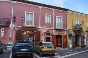 3 LOCALI A MANOCALZATI