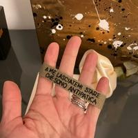 Bracciale con scritta ricamata personalizzabile