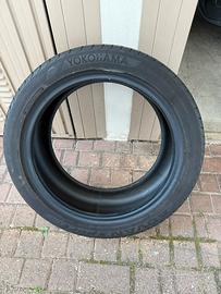 Pneumatico Yokohama 225/45 R17