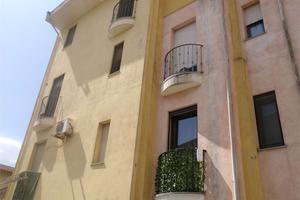 trivano con cantina e posto auto