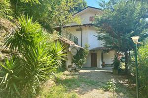 CASA INDIPENDENTE A CARASCO
