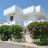 SPLENDIDA VILLA VISTA MARE, LIDO SPECCHIOLLA CAROV