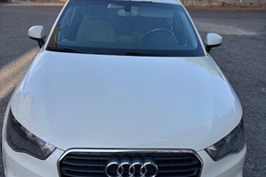Audi A1 Sportback 1.6 TDI 105 CV (77 kW) – 2012 –