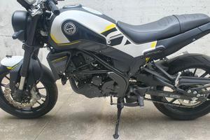 Benelli Leoncino 250