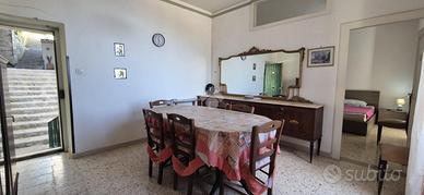 3 LOCALI A SCALA