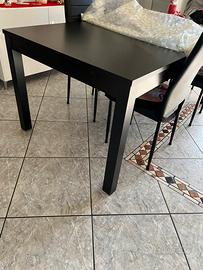 Tavolo ikea allungabile 2metri e 20