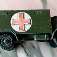 MILITARY AMBULANCE IN METALLO 626 DINKY TOYS