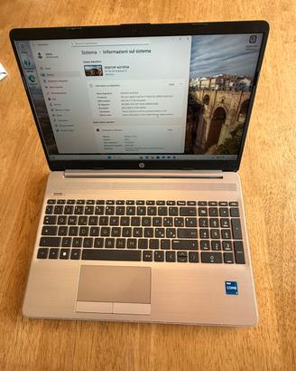 HP 250 G8 notebook PC - Intel Core  i7 2,8Ghz