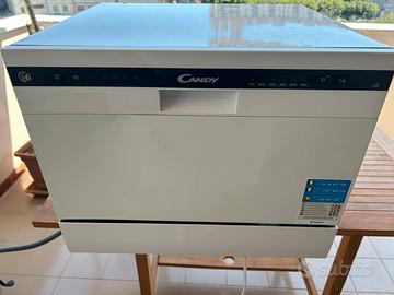 Candy Lavastoviglie da 6 Coperti usata un mese