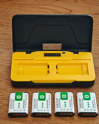 Caricabatterie per  Sony NP-BX1 + 4 batterie