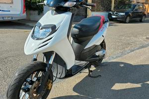 APRILIA SR MOTARD 50cc