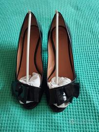 Max Mara décolleté in vernice nera tg 37