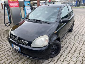Toyota Yaris 999 benzina km 138 mila