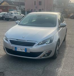 Peugeot 308 Cambio automatico + gancio traino