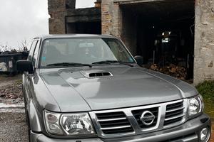 nissan patrol gr y61 3.0 luxury hard top