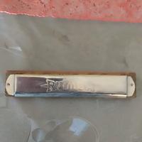 armonica a bocca vintage 