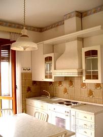 Cucina classica di qualità smontata e imballata