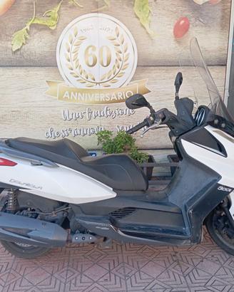 Scooter Kymco Downtown 300 bianco – Anno 2015
