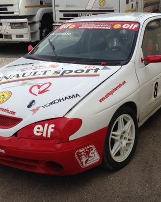 RENAULT MEGANE TROFEO CUP