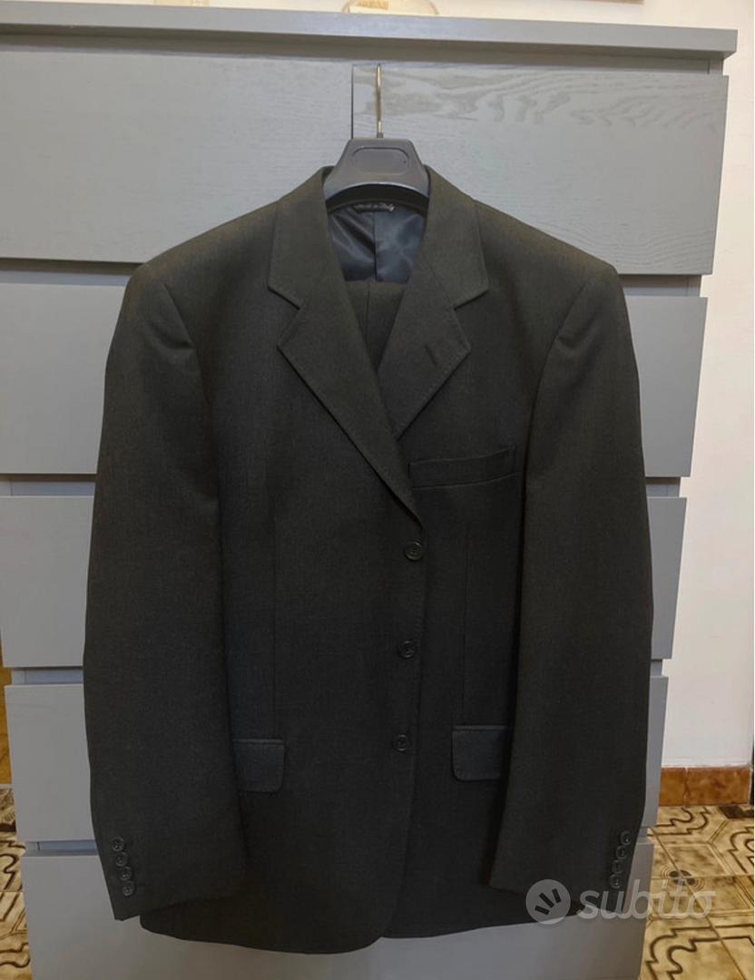 Completo giacca e pantalone