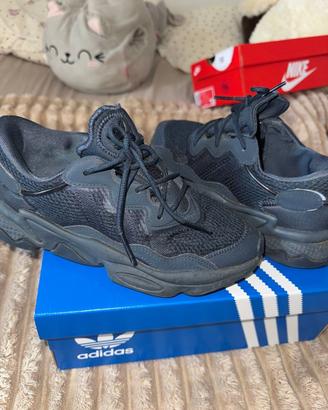 Adidas Ozweego nere