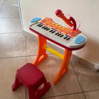 Tastiera elettronica Bontempi con microfono