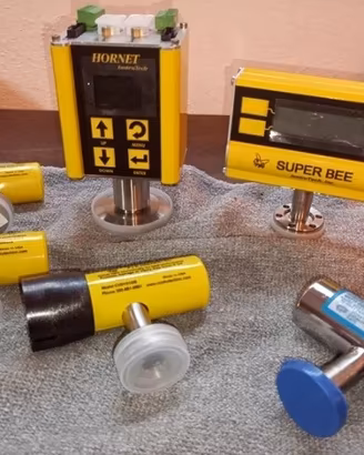 Super Bee Hot Cathode Hornet vacuum vacuometro

