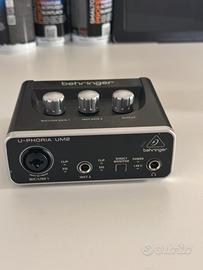 Scheda audio BEHRINGER UM2