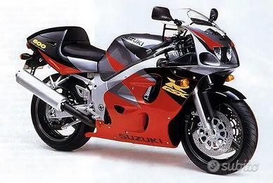 SUZUKI GSX-R 600 97-02 RICAMBI