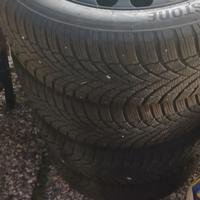 Gomme invernali con cerchio