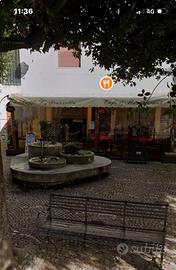 Struttura in alluminio con tenda in pvc