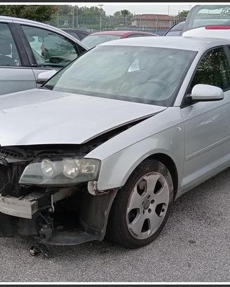 AUDI A3 8PA Sportback 2004 per ricambi