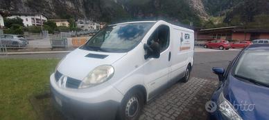 Renault Trafic 2.5 diesel perfetto
