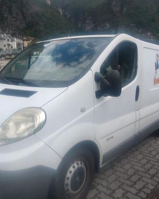 Renault Trafic 2.5 diesel perfetto