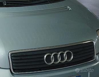 Audi A2 mascherina sportellino servizi