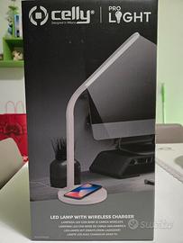 Lampada LED con base di carica wireless 