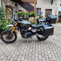 Tris Valige Unit Garage Triumph Scrambler 1200 xe