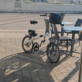 bicicletta elettrica pieghevole 