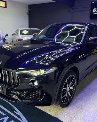 Maserati Levante 3.0 V6 250cv Q4 Diesel AWD