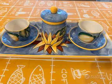 Set 2 tazzine con piattini, zuccheriera e vassoio