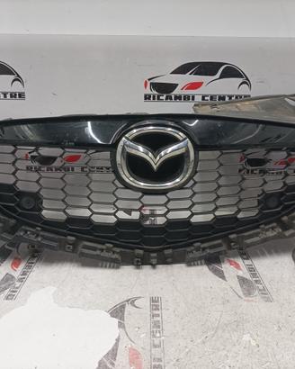 Griglia anteriore con sensori di parcheggio mazda