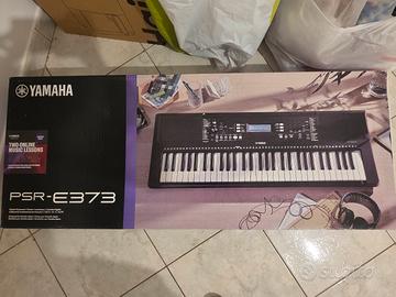 Tastiera Elettronica Yamaha PSR-E373