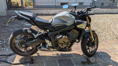Honda CB 650 R E-Clutch